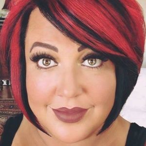 Meet your Posher, Jen